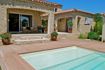 terrasse piscine - 23607390