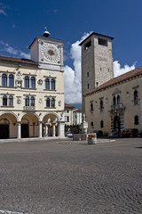 Fototapeta na wymiar Palazzo dei Rettori