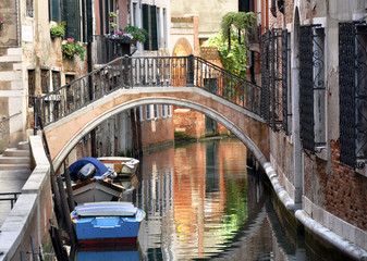 Fototapeta na wymiar Canal at Venice
