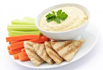 Badezimmer Foto Rückwand Hummus with pita bread and vegetables © Elenathewise