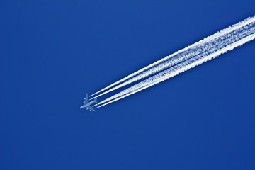 Airplane trace