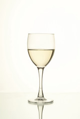 Copa de vino blanco