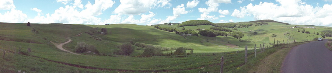 Fototapeta na wymiar Plateau du Cézallier