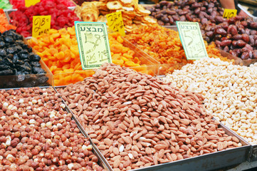 nuts on market stand