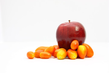 Apple red and tomato2
