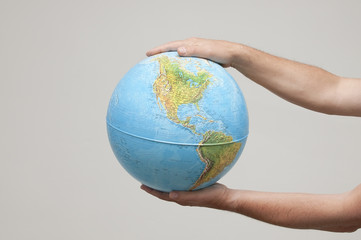 il mondo tra le mani