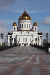 Дорога к Храму Христа Спасителя в Москве