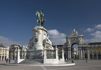 Fototapeta na wymiar King José I Statue