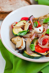 Salat aus Röstgemüse