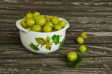Bowl of freshly picked gooseberries