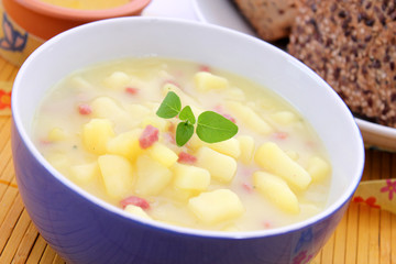 kartoffelsuppe