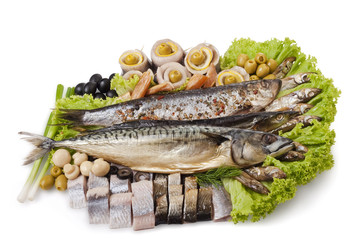 A fish set with vegetables