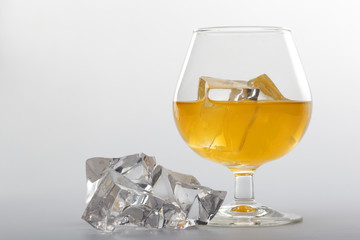 drink with ice