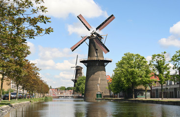 Large Dutch Windmill © Jan Kranendonk