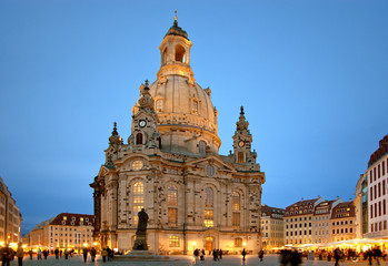 Dresdner Frauenkirche am Abend © S Hagebusch