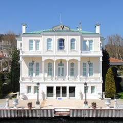 Bosporus mansion