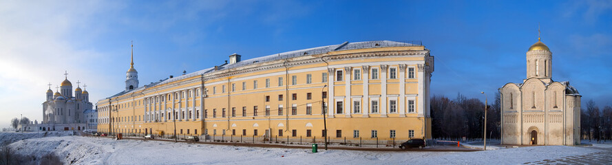 Fototapeta na wymiar Panorama zimy Vladimir