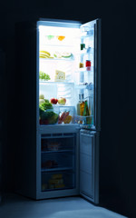 Refrigerator