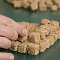 faire un pyramide de sucre de canne