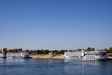 Obraz premium kom ombo in cruiser