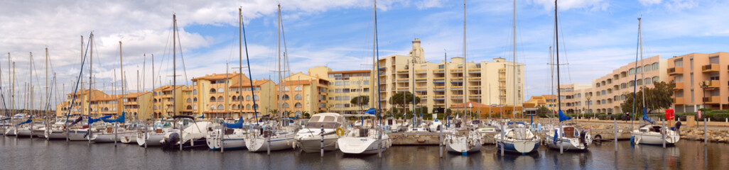 Yacht moorage in a small city
