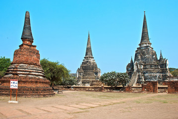 Fototapeta premium Buddhist temple in Ayutthaya
