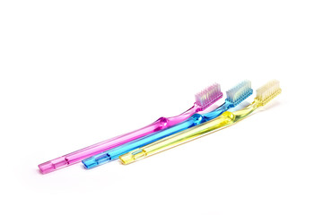 3 Toothbrushes