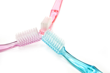 3 Toothbrushes