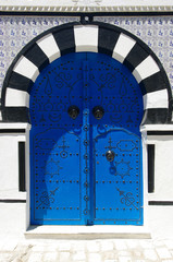 porte bleue de tunisie