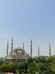 Fototapeta na wymiar Meczet z 6 minaretami