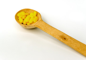 spoon with tablets
