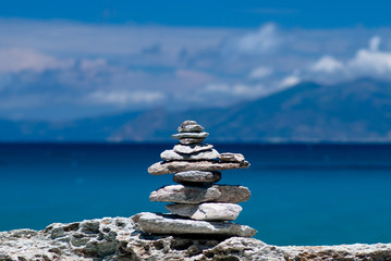 Cairn en bord de mer