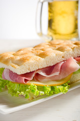 focaccia with parma ham - focaccia e crudo