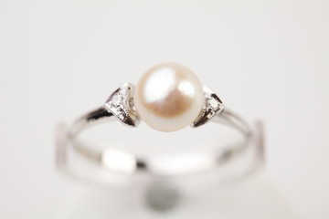 Ring a white background