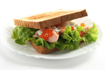 toast with salmon