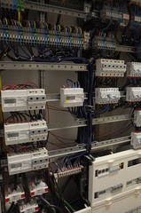 mit strom arbeiten