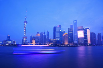 Obraz premium night view of shanghai