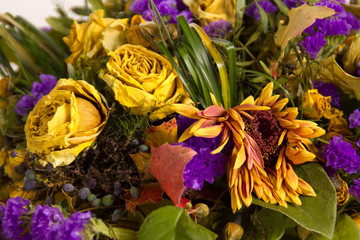 Obraz premium Verwelkter Blumenstrauß