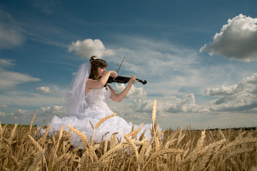 Bride & violin