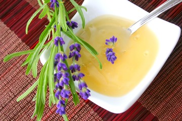 Lavendelhonig (Miel de Lavande)