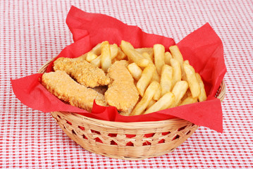 chicken fingers and french fries