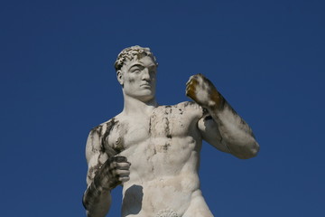 Fototapeta na wymiar Roma, statua dello stadio dei marmi