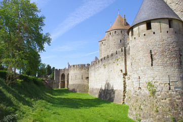 Fototapeta na wymiar Średniowieczne miasto Carcassonne