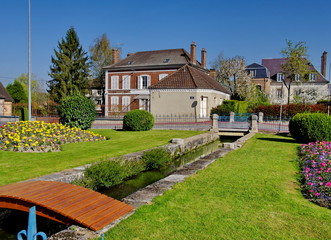Jardin public et maisons © Bruno Bleu