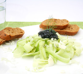 Gurkensalat mit Kaviar