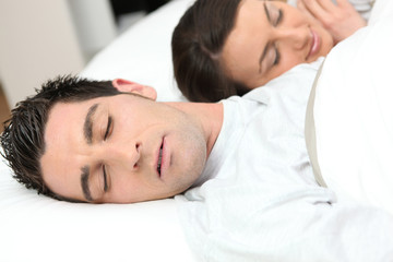 Fototapeta na wymiar Portrait d'un couple endormi