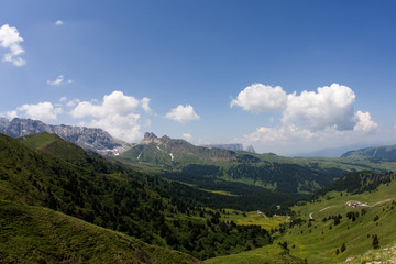 Fototapeta na wymiar Paesaggio Dolomiti