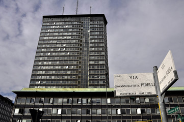 milano grattacielo amministrazione comune uffici lombardia