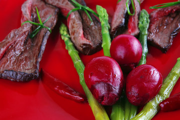 red meat slices and vegetables