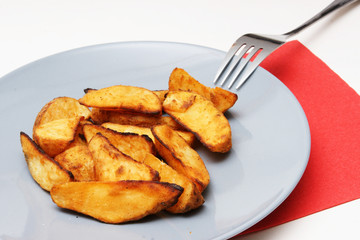 herzhafte Kartoffelecken mit Dipp